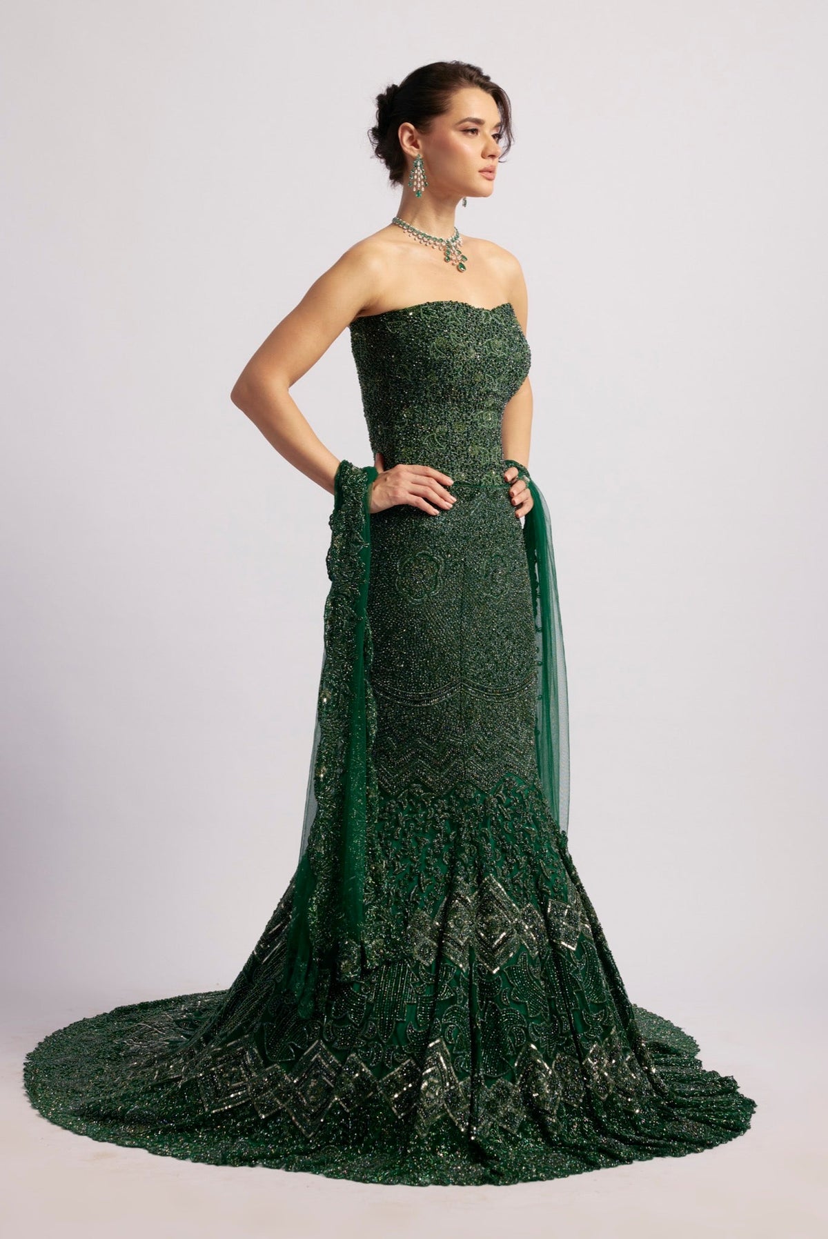 EMERALD GREEN FISHCUT
