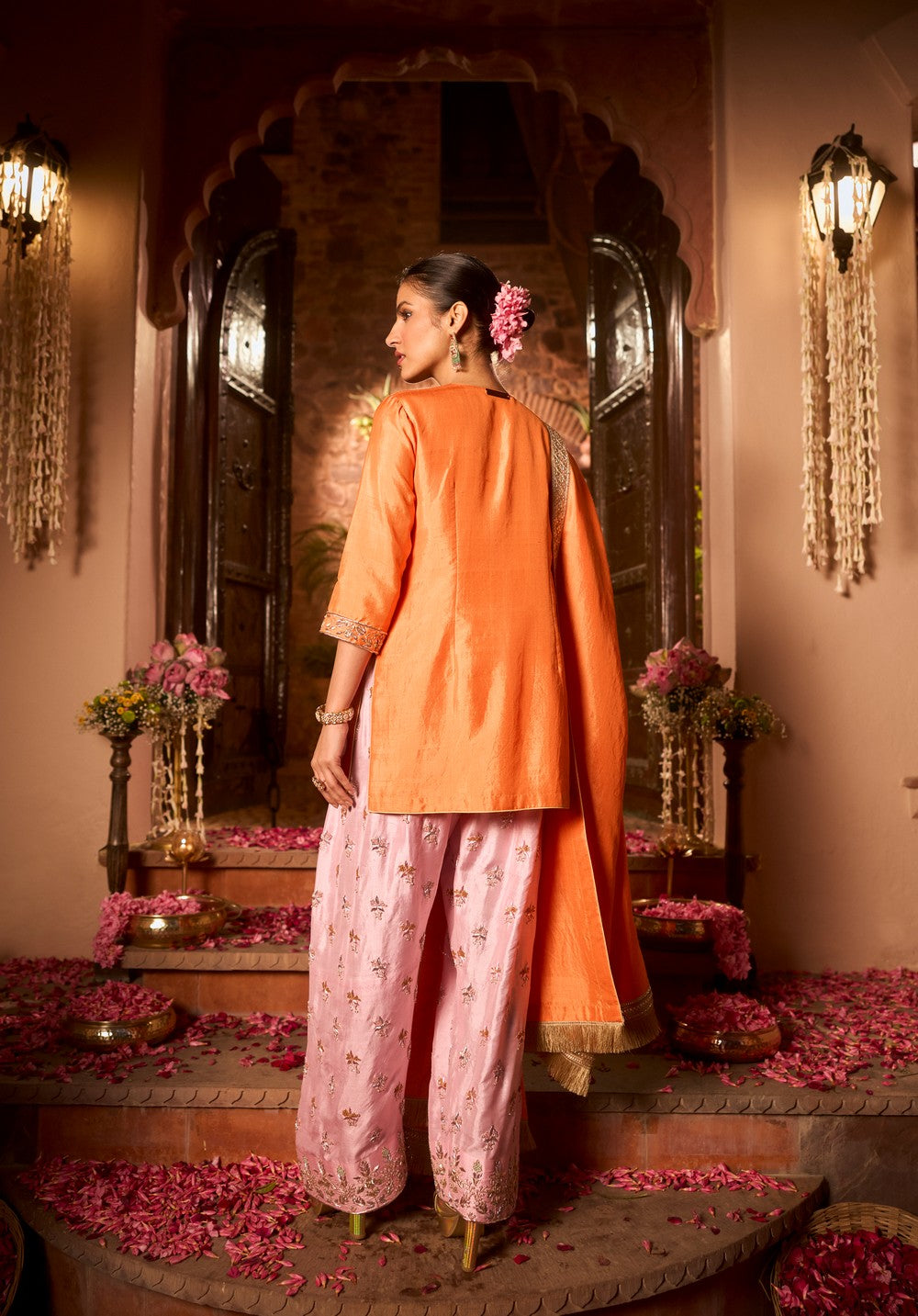 AMBER BLUSH ZARI SUIT
