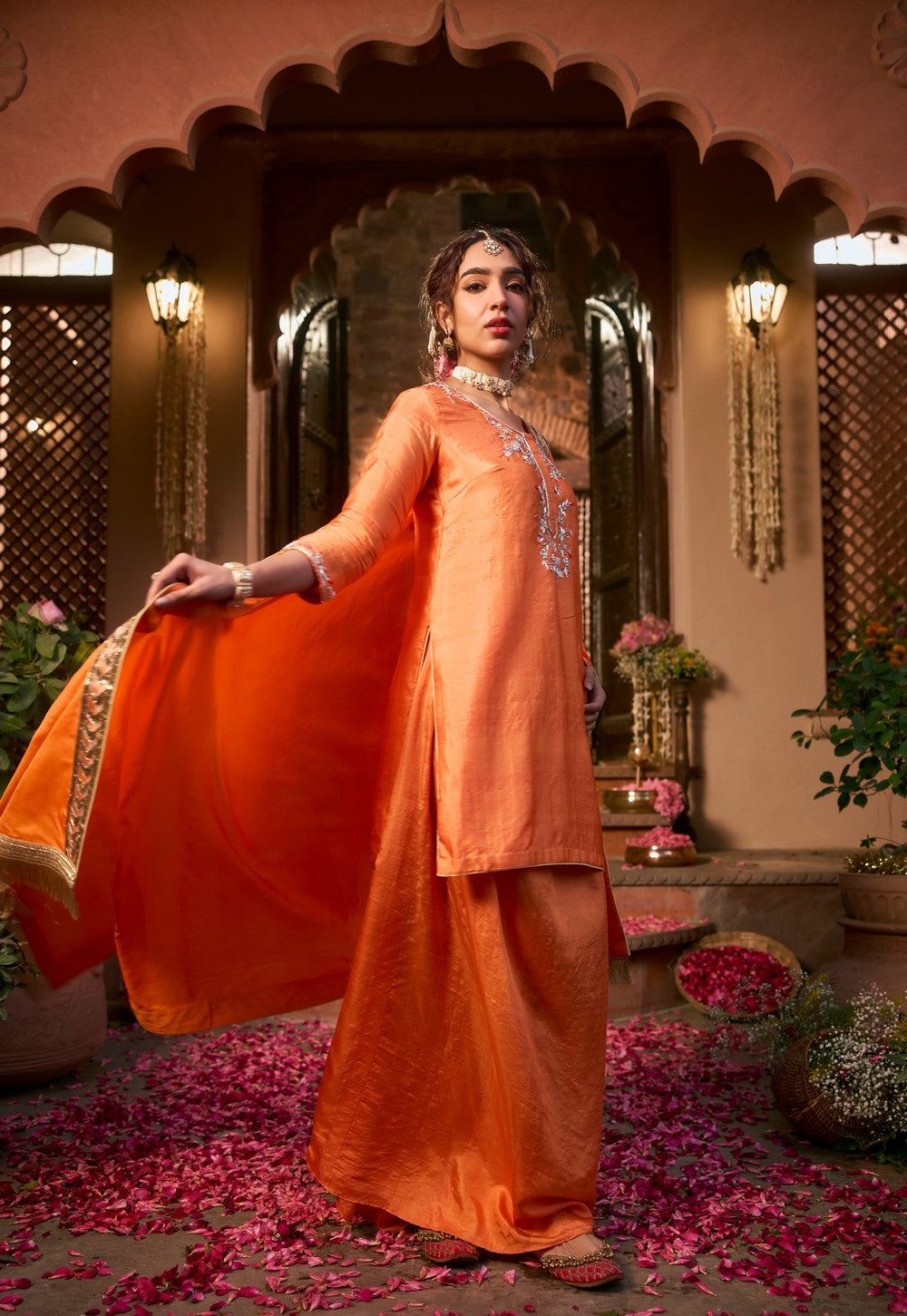 AAGAYI PEACH LUNGI SET