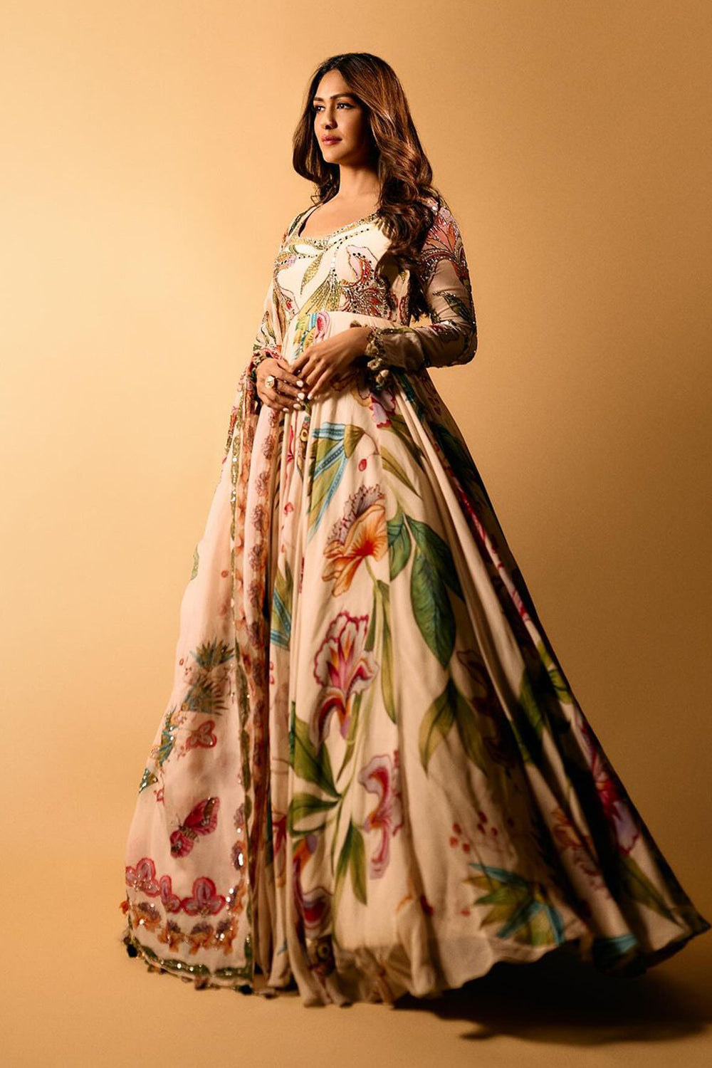 Mrunal Thakur in Anika