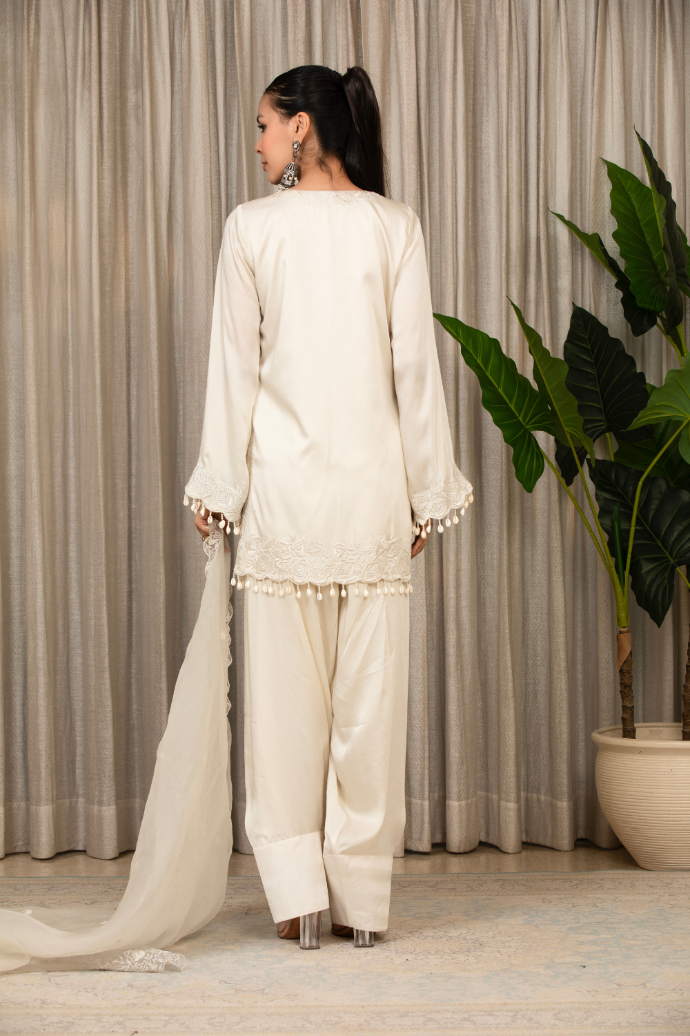 White Richa Set