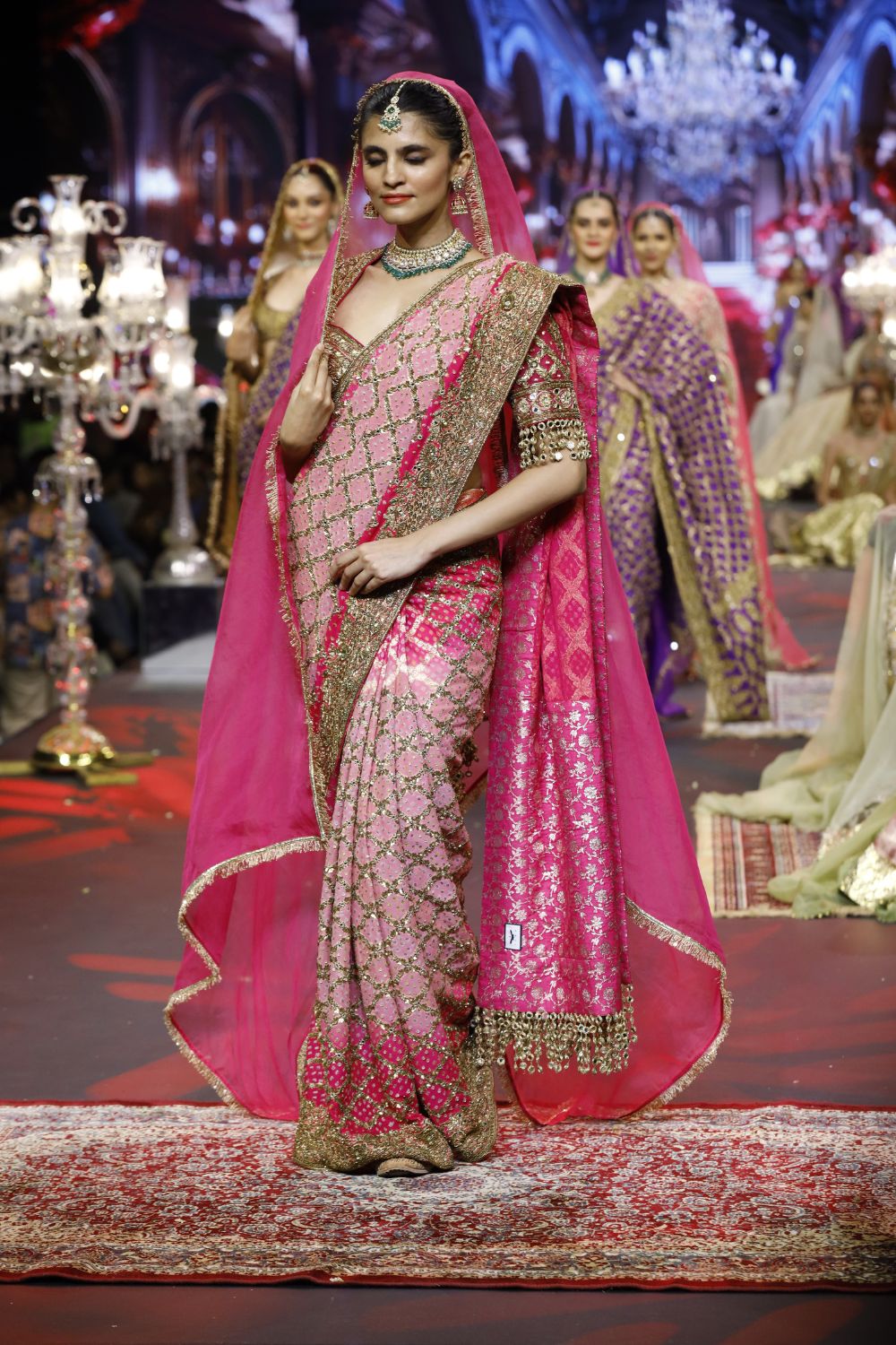Gulrukh Ombré Saree Set