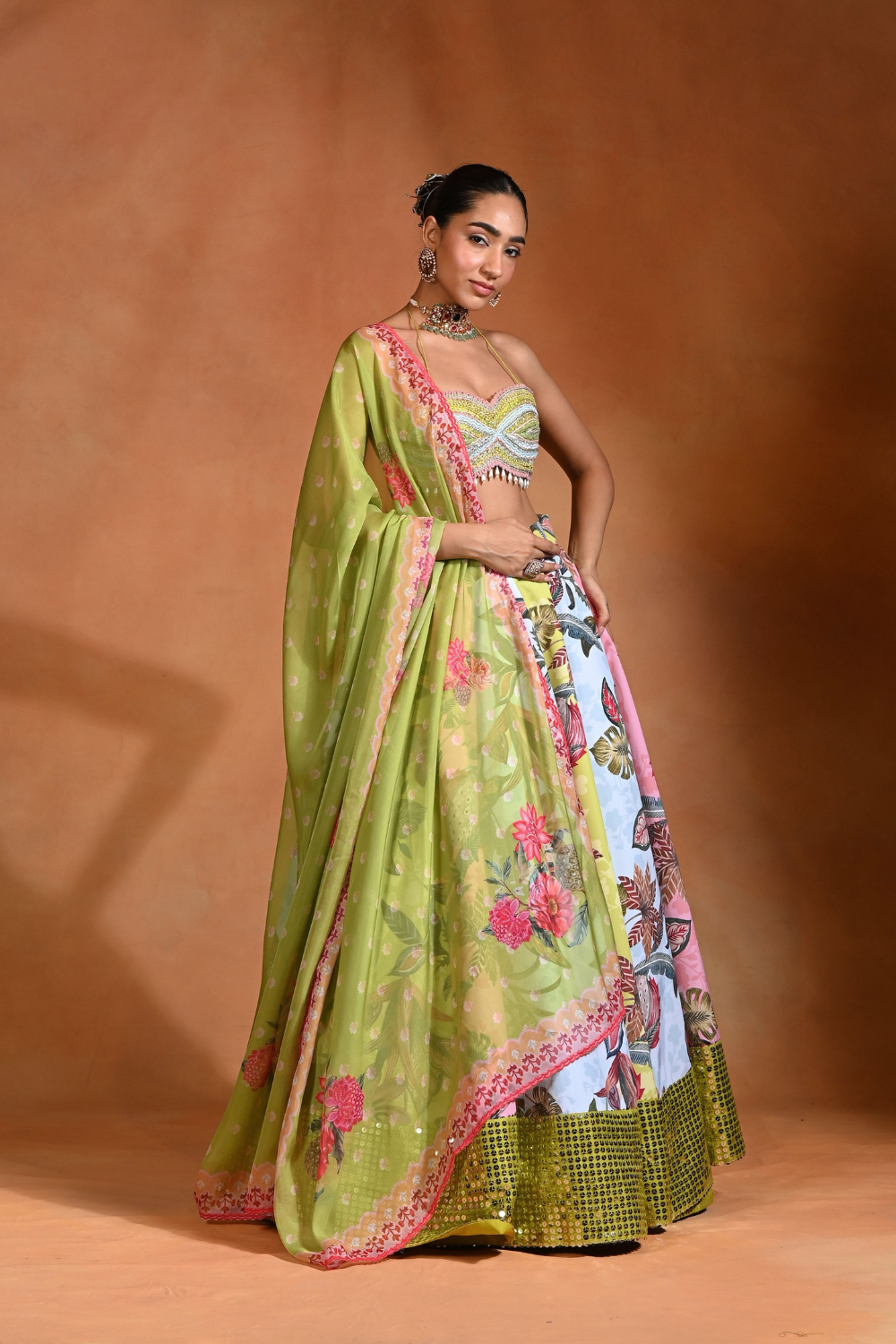 Brat Mosaiq  Lehenga
