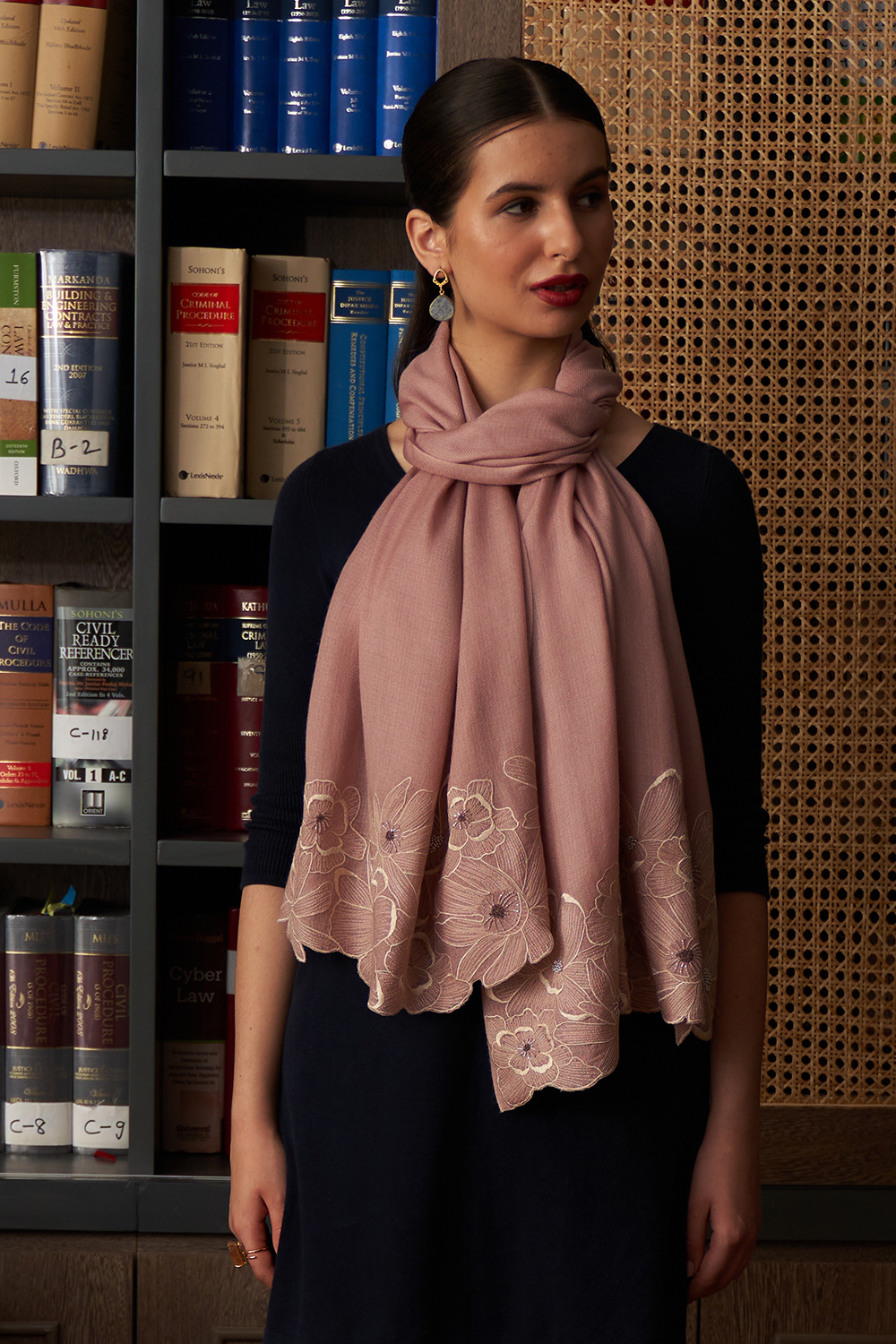 Magnolia Bloom | Embroidered Wool Silk Stole – Pale Mauve