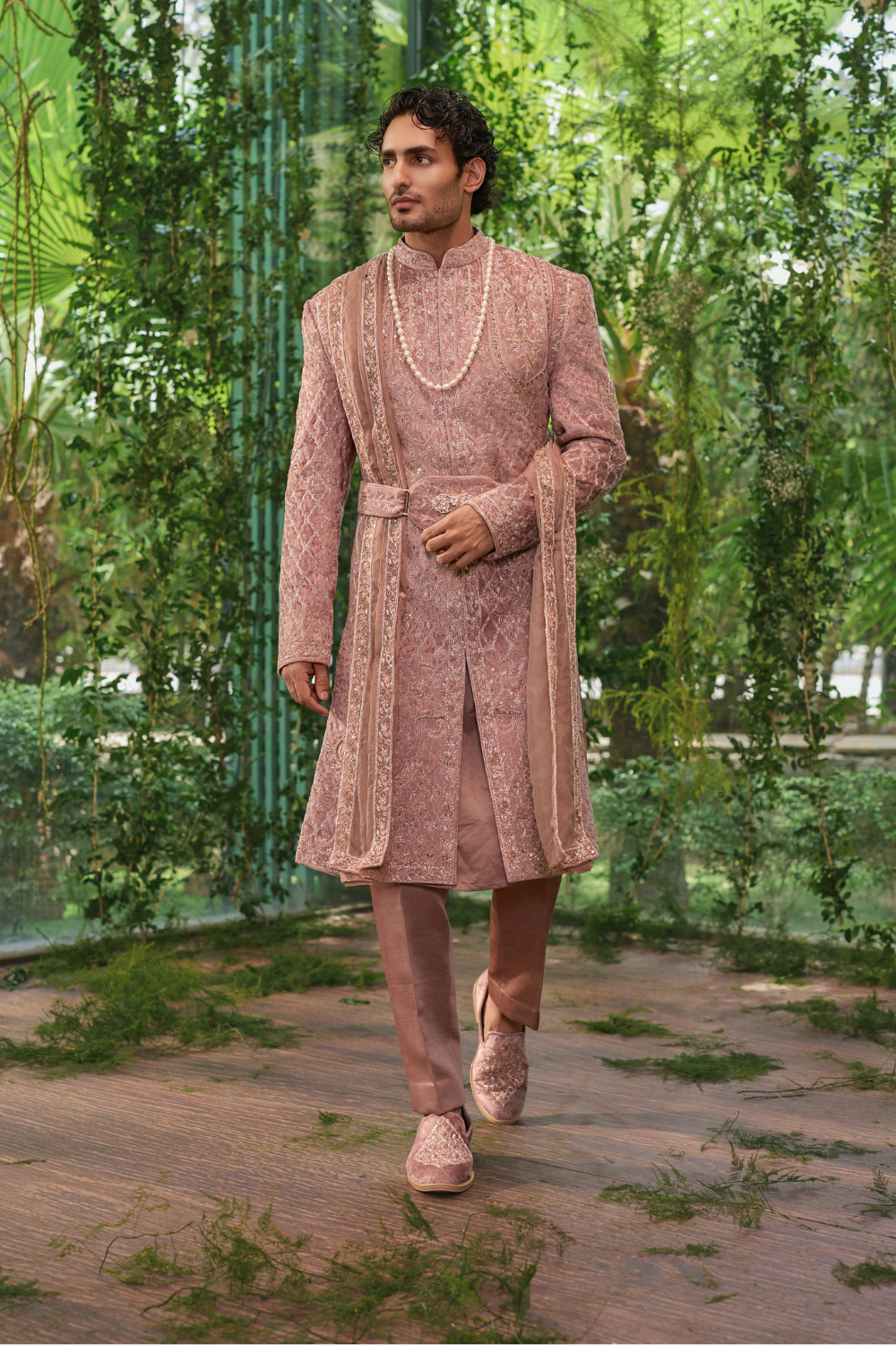 Yuvraj- The Imperial Realm Sherwani