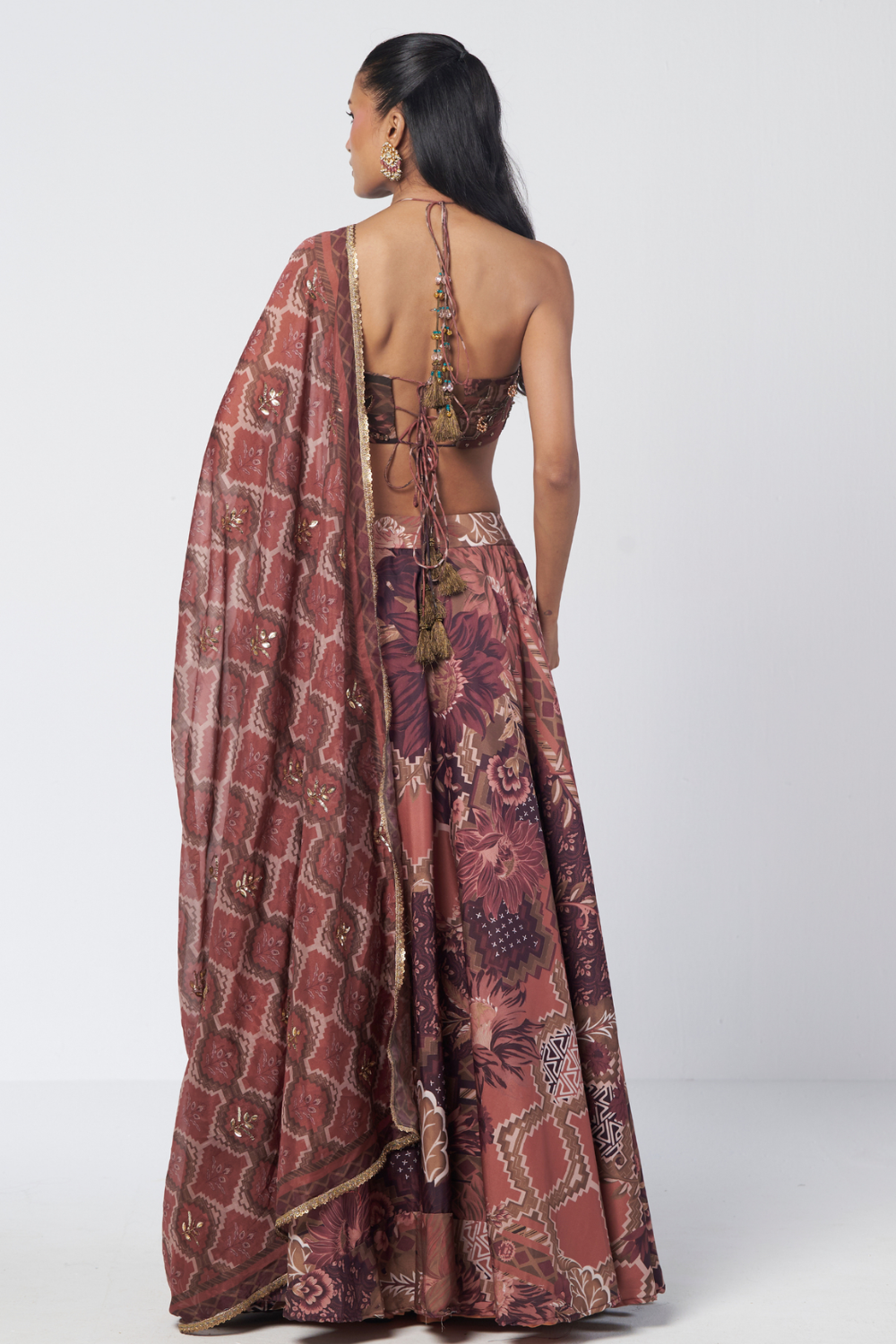 Patakha Lehenga