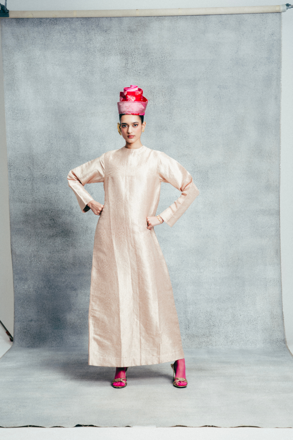 Handwoven Champagne Gold Banarasi Kaftan