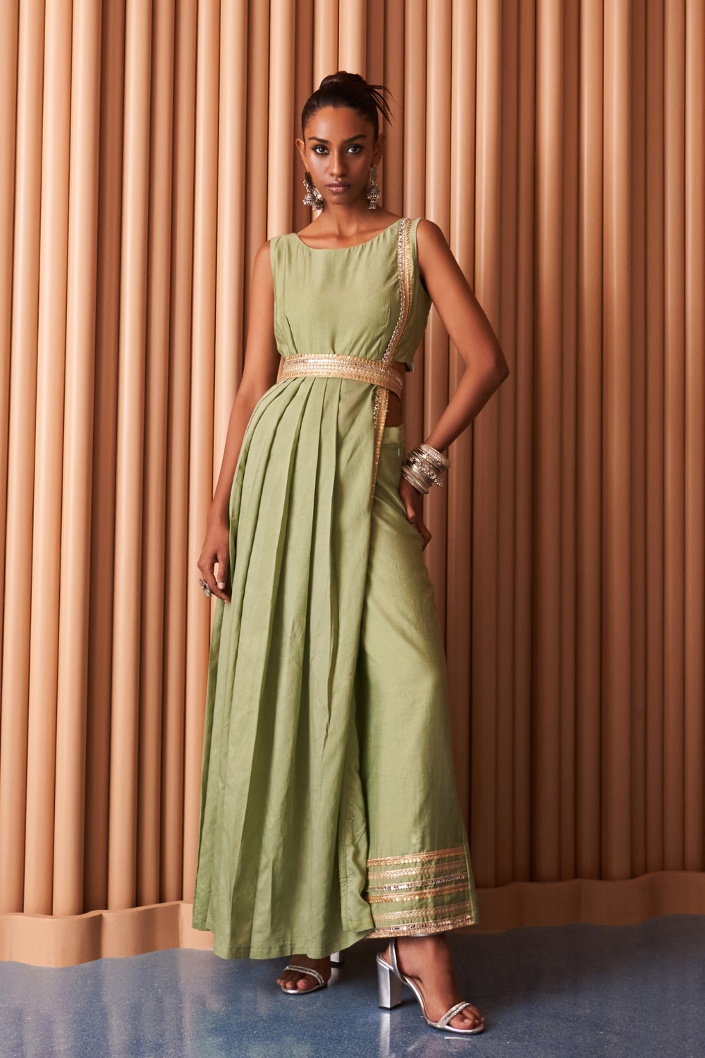 Sage Closet Set