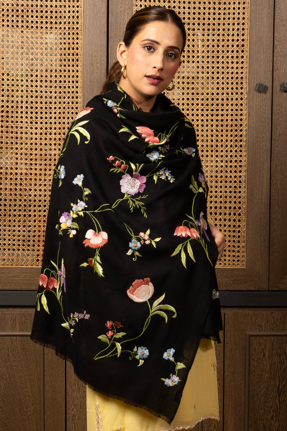 English Garden | Embroidered Wool Silk Stole