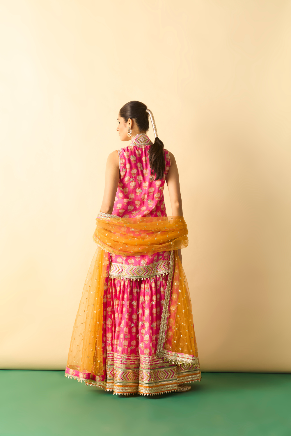 Aarvi Sharara Set