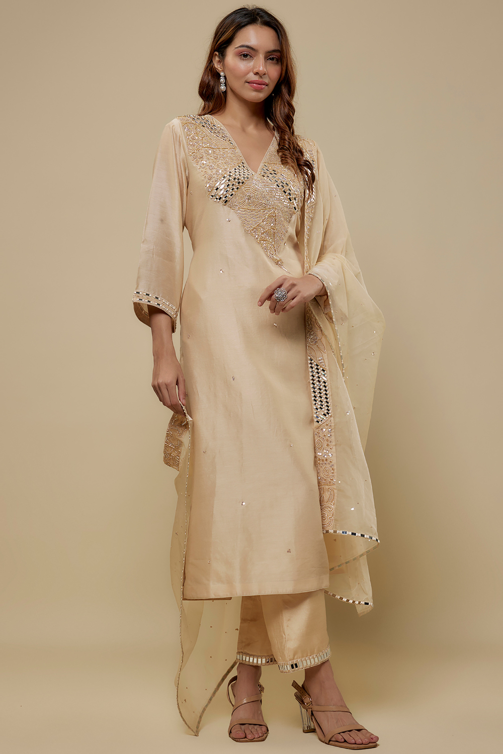 Zenvira Kurti set