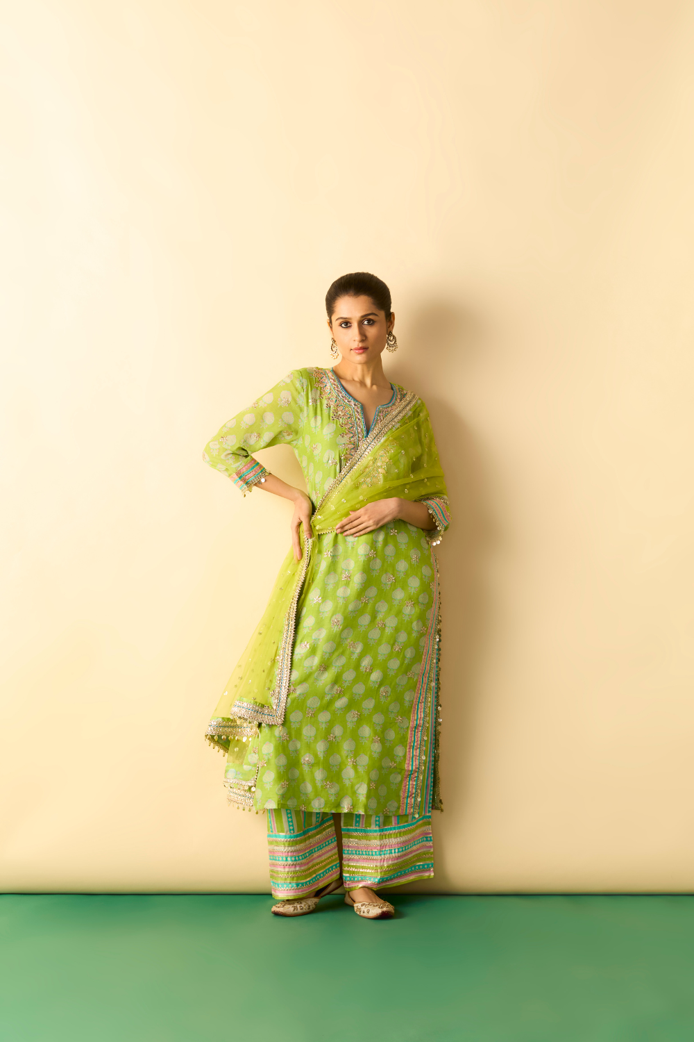 Dwiti Kurta Set
