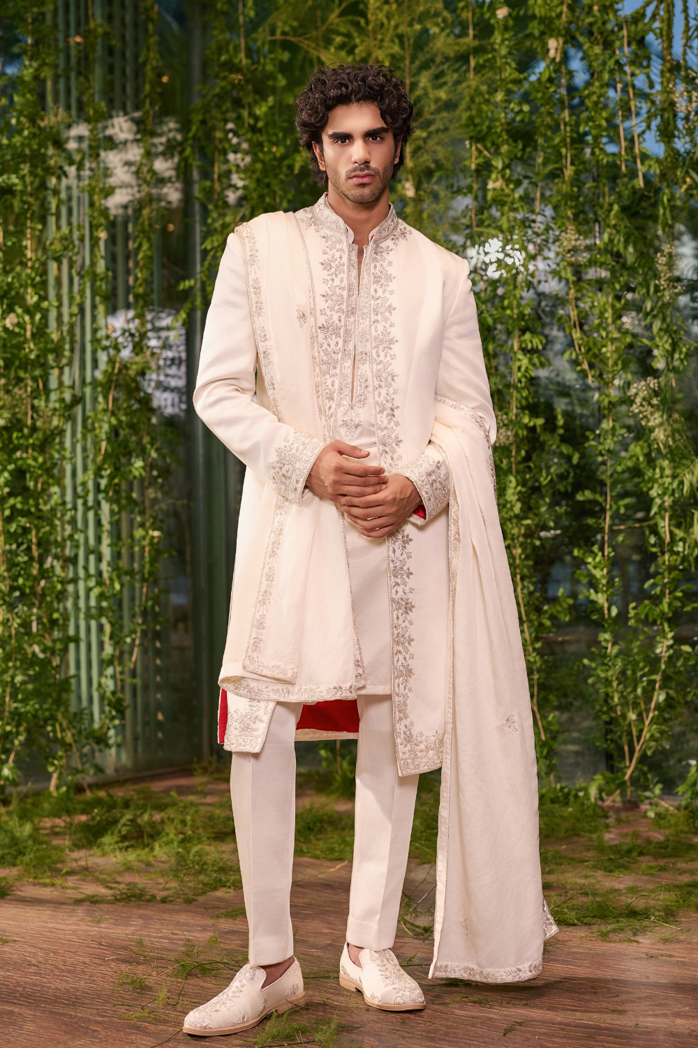 Shvet Agni - The Fearless King Sherwani