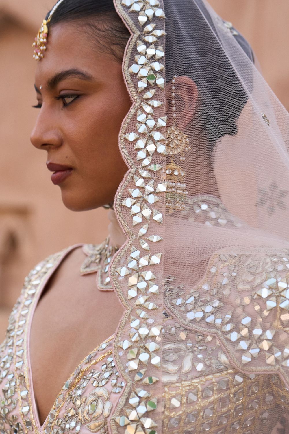 NAAZNEEN — Peach Organza Lehenga Set