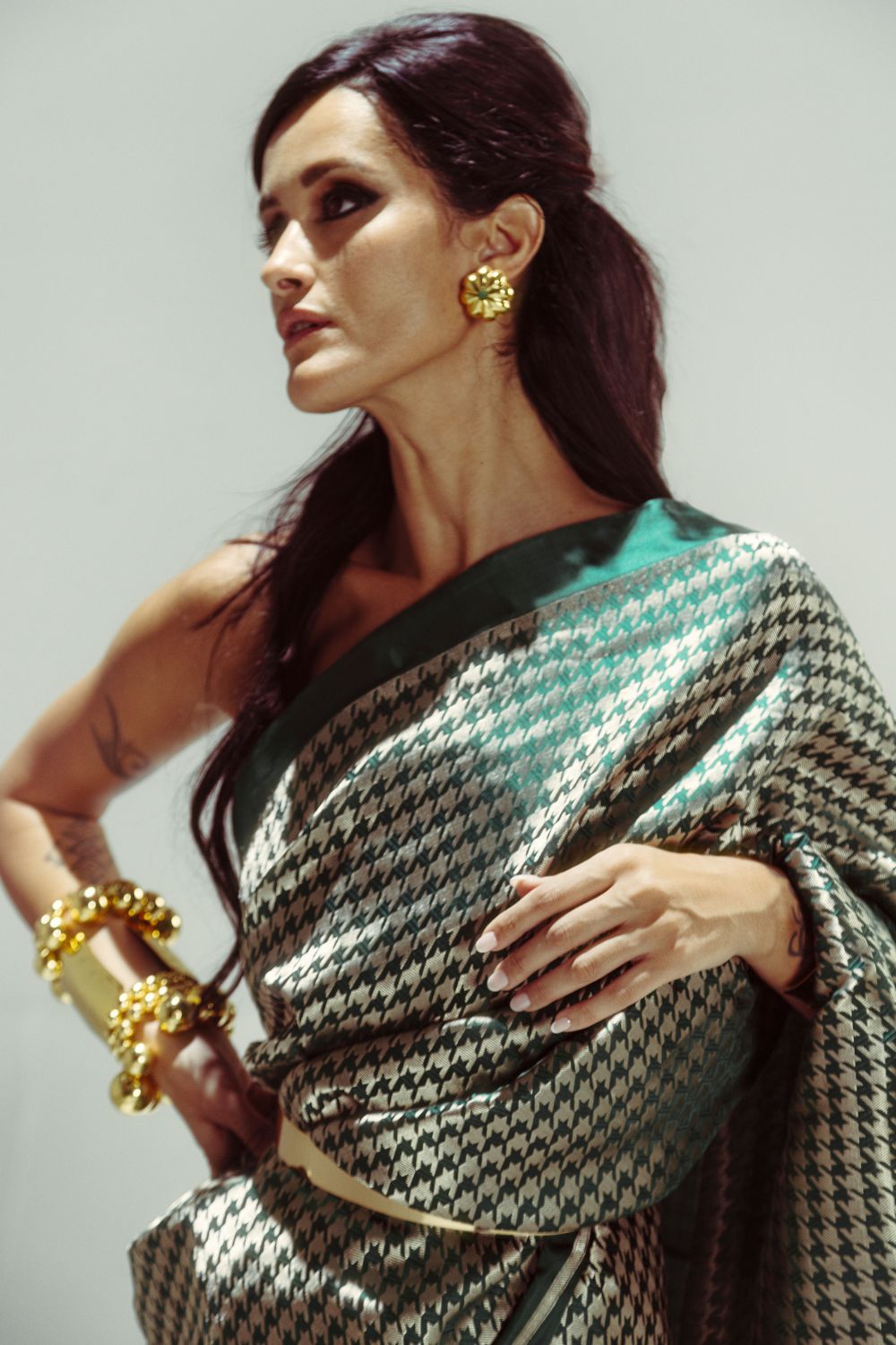 Small Houndstooth Zari