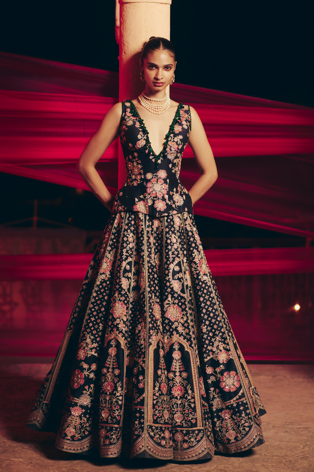 Dastaan Lehenga Set