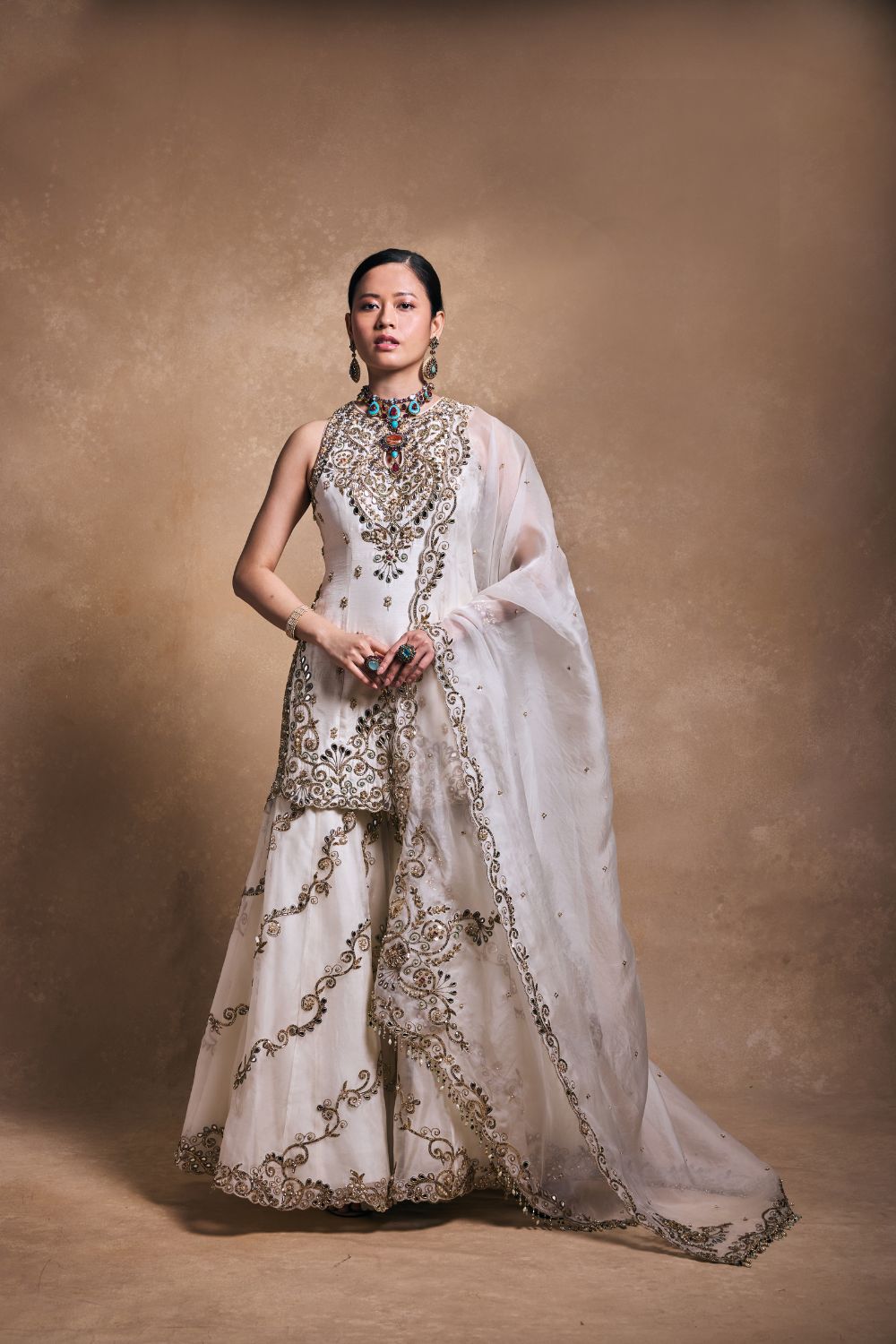 IVORY GHARARA SET