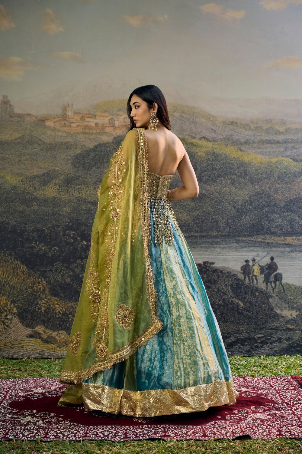 Myra Lehenga Set