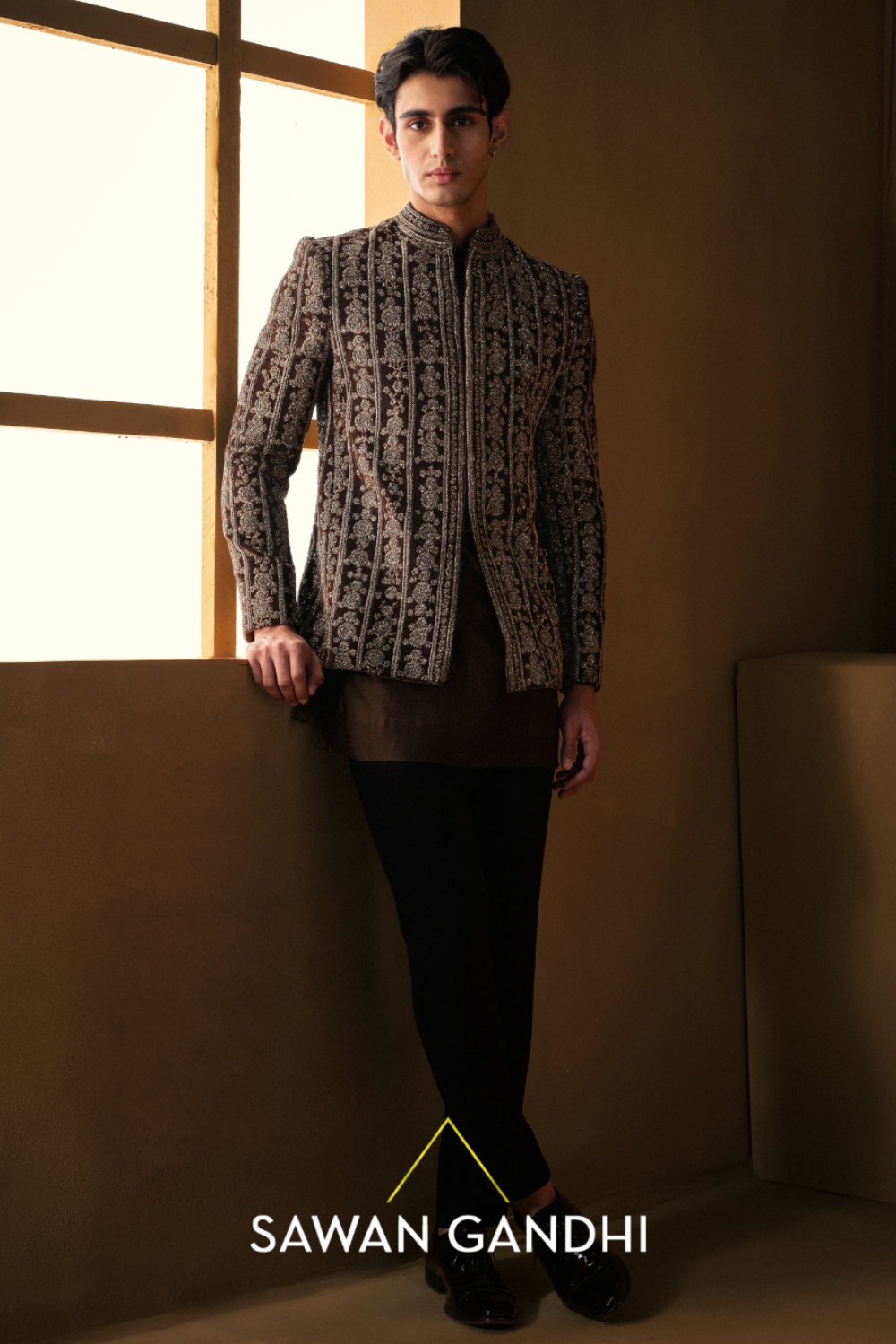 BROWN EMBROIDERED BANDHGALA