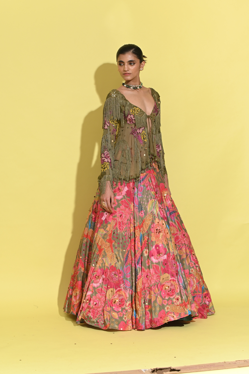 Gul Peplum Set
