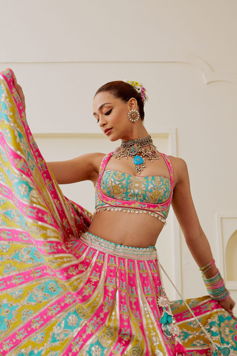 Zamaana Lehenga Set