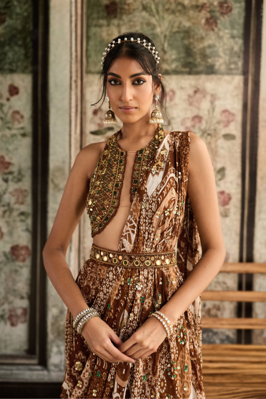 CARAMEL EMBROIDERED HALTER BLOUSE AND CARAMEL PRINT & HIGHLIGHTED  SAREE  SET