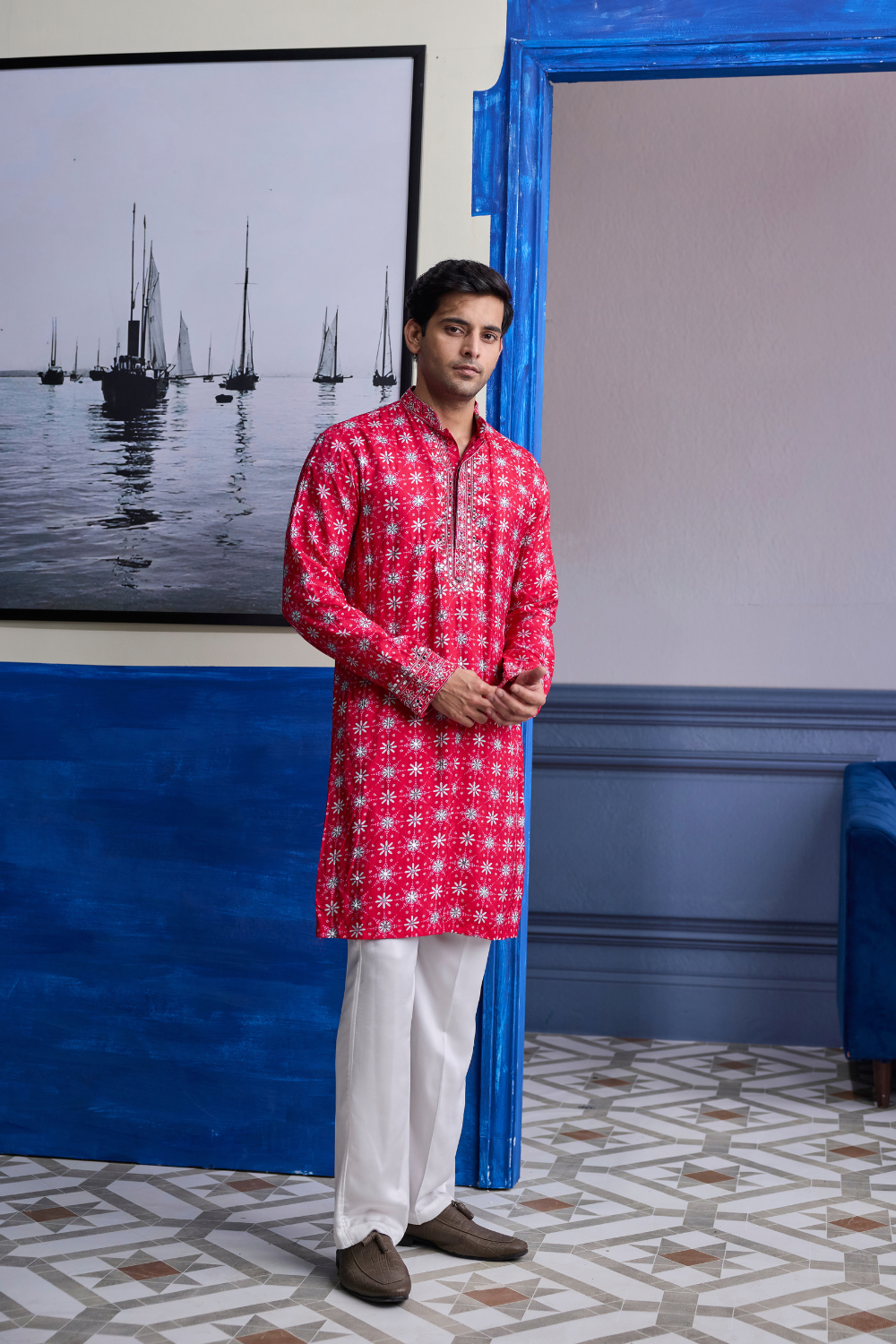 RED  BUTTA PRINT HIGHLIGHTED KURTA WITH  IVORY PANTS