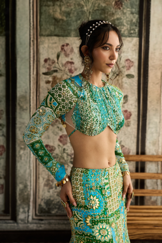 AQUA PRINT AND HIGHLIGHTED RUCHED BLOUSE MERMAID SKIRT SET