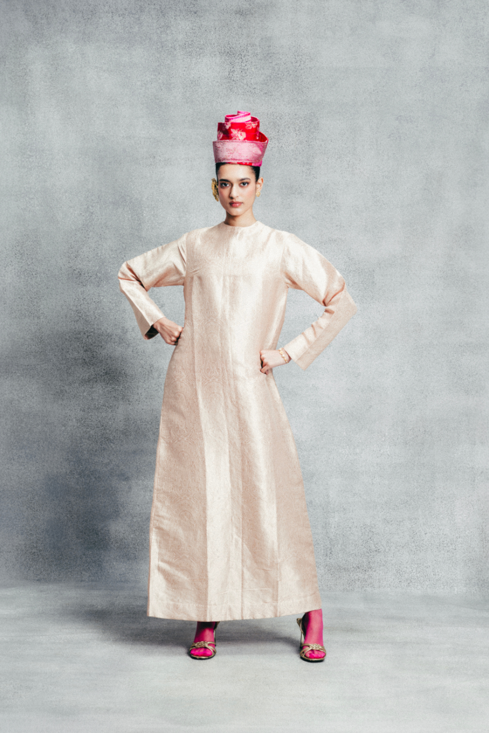 Handwoven Champagne Gold Banarasi Kaftan