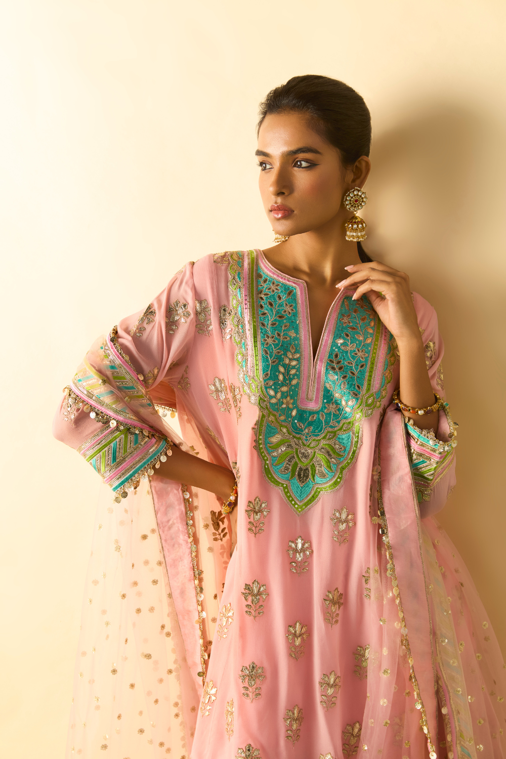 Zarnish Farshi Set