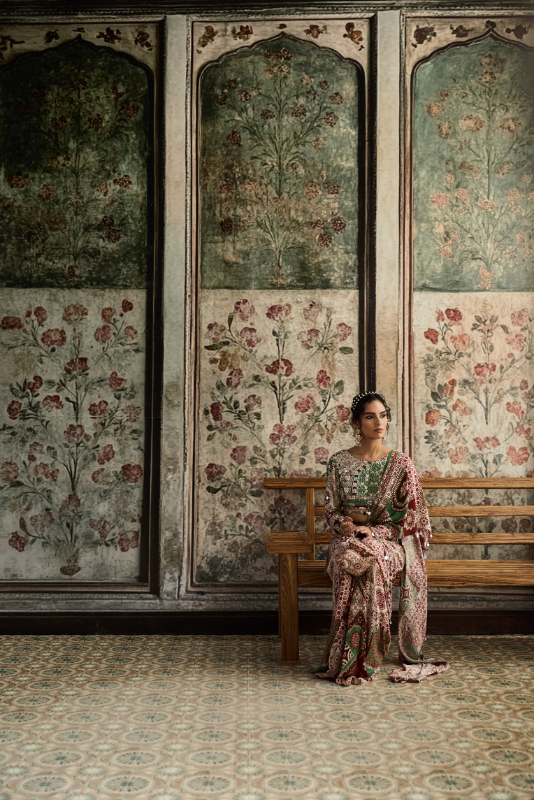 SAGE-MAROON PRINT AND HIGHLIGHTED  DHOTI SAREE SET