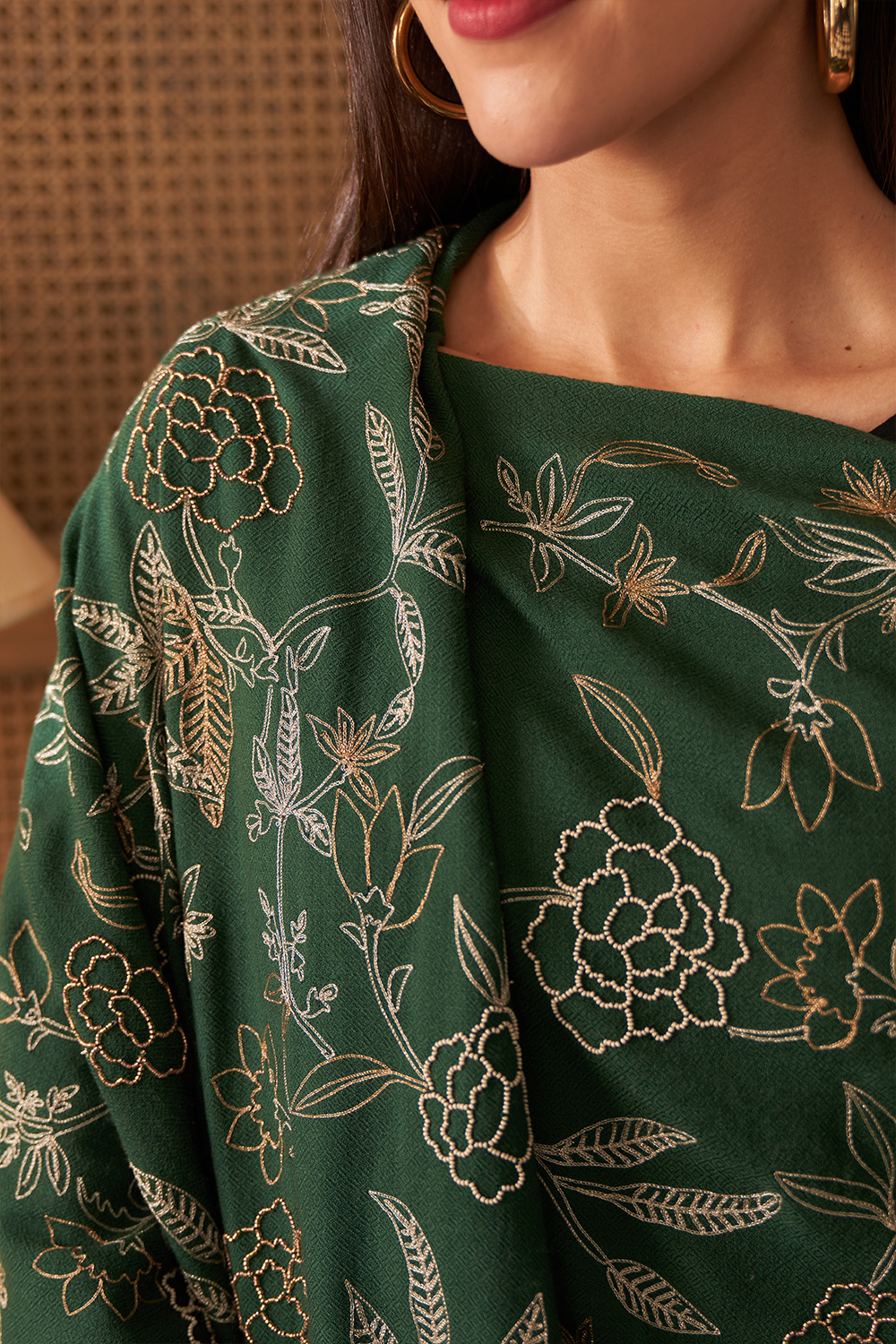 Golden Peony | Embroidered Fine Merino Wool Stole – Emerald