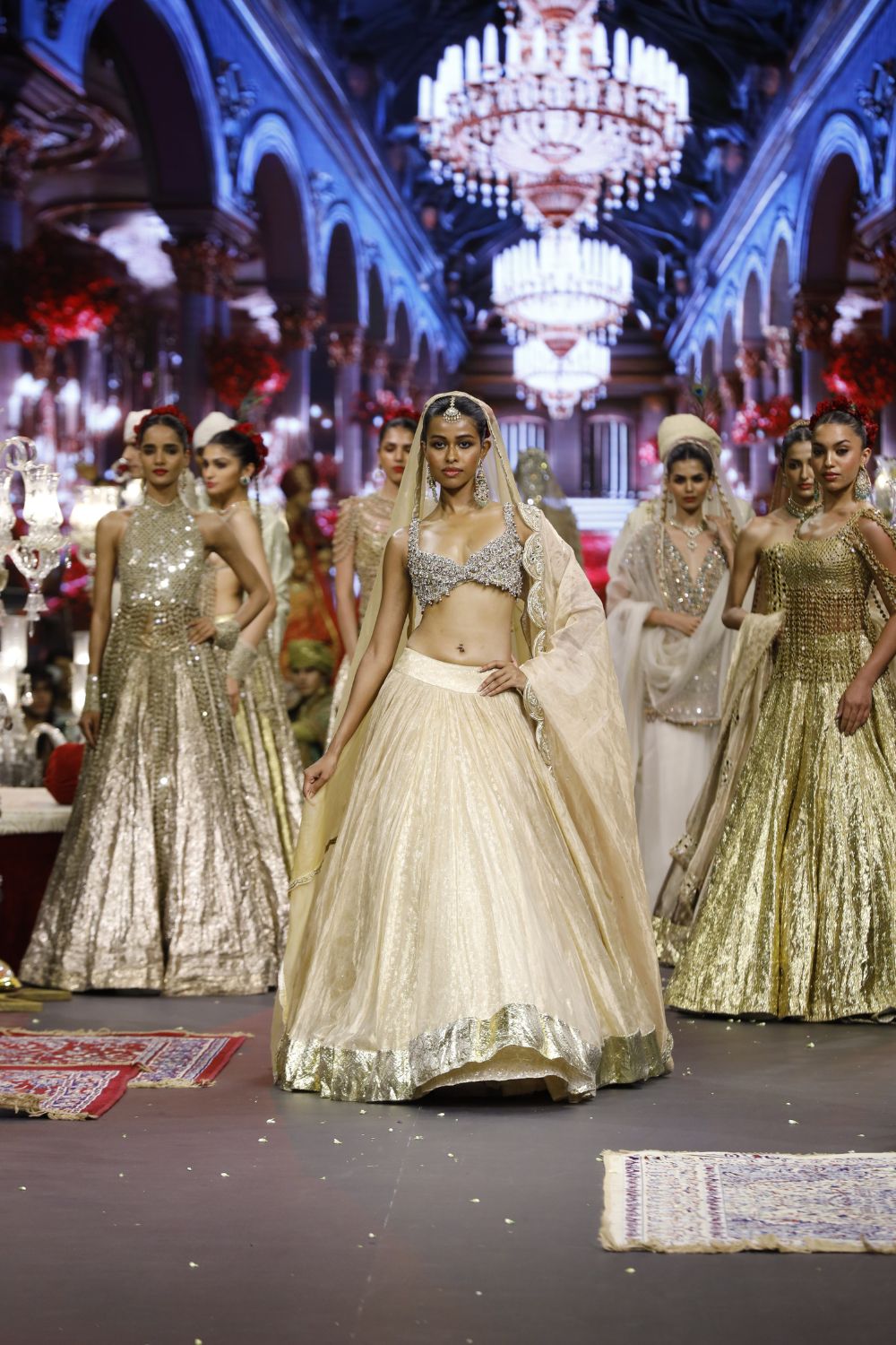 Noor-e-Zar Lehenga Set