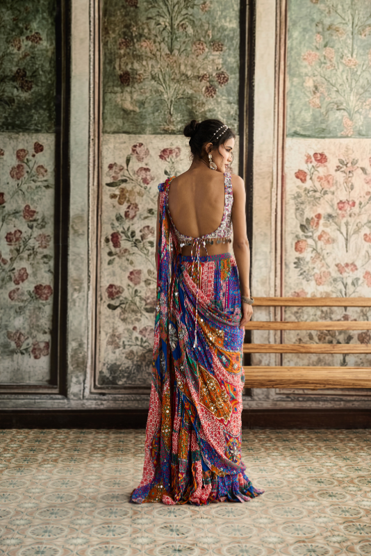 MULTI-COLOR  PRINT AND HIGHLIGHTED SQUARE NECK BLOUSE WITH TIERED SKIRT SAREE SET