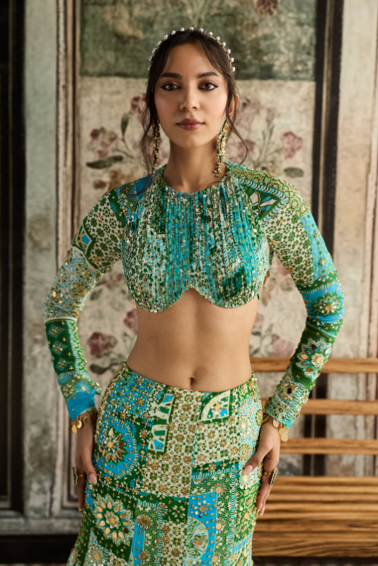 AQUA PRINT AND HIGHLIGHTED RUCHED BLOUSE MERMAID SKIRT SET