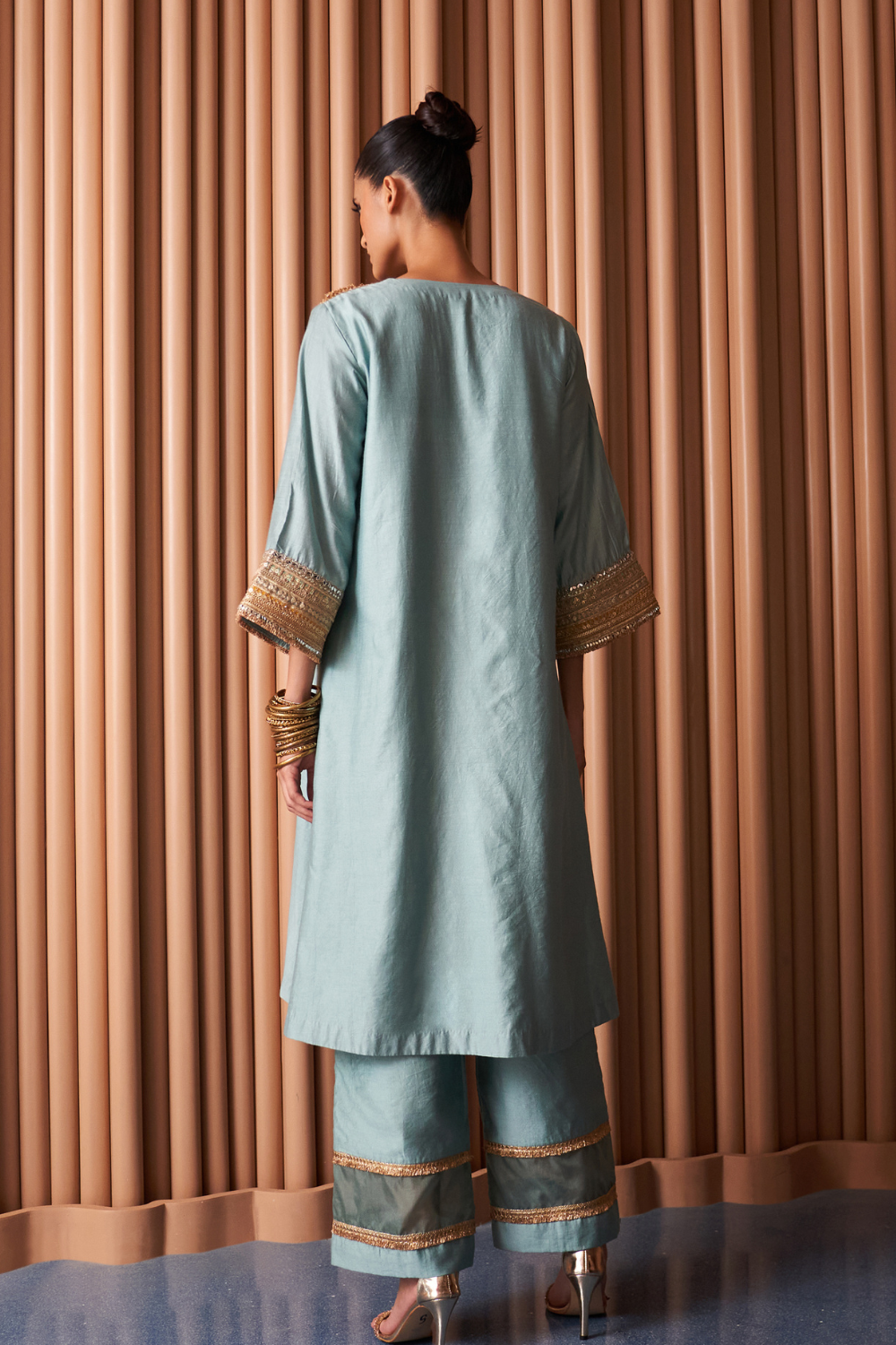 Caroline Kurta set