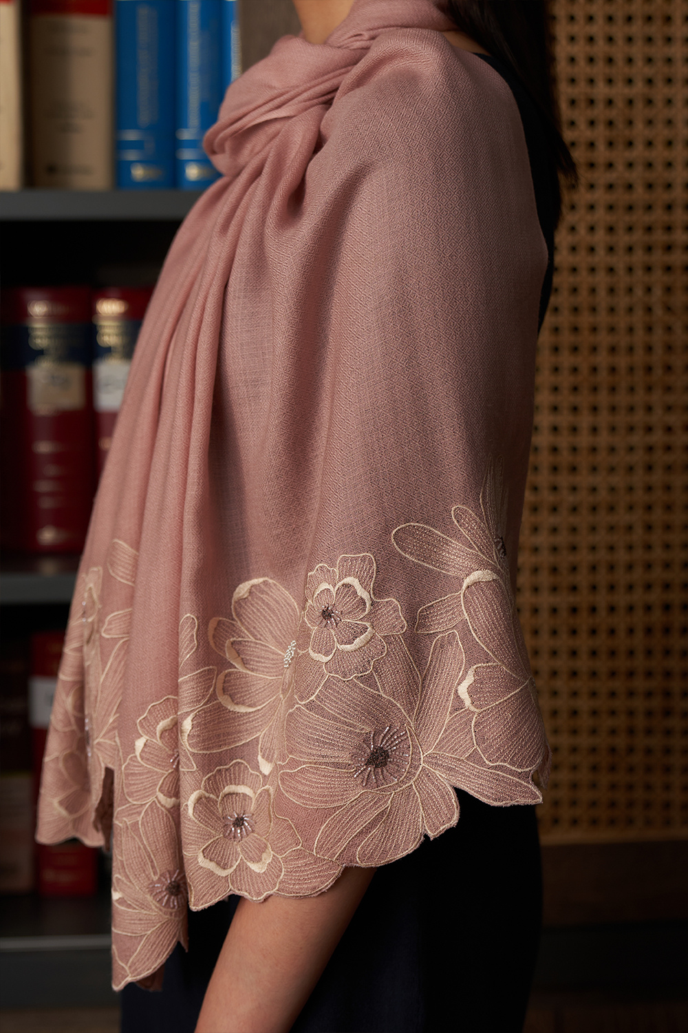Magnolia Bloom | Embroidered Wool Silk Stole – Pale Mauve