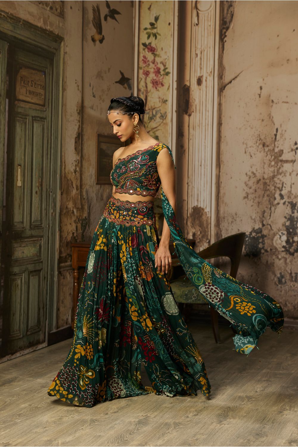 DARK GREEN PRINT AND HIGHLIGHTED PLEATED PANTS SET