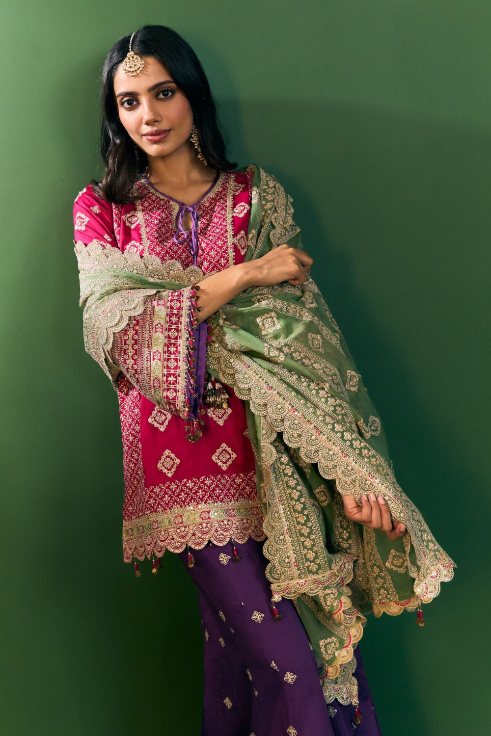 Hira Pima Satin Fuschia Kurta Set