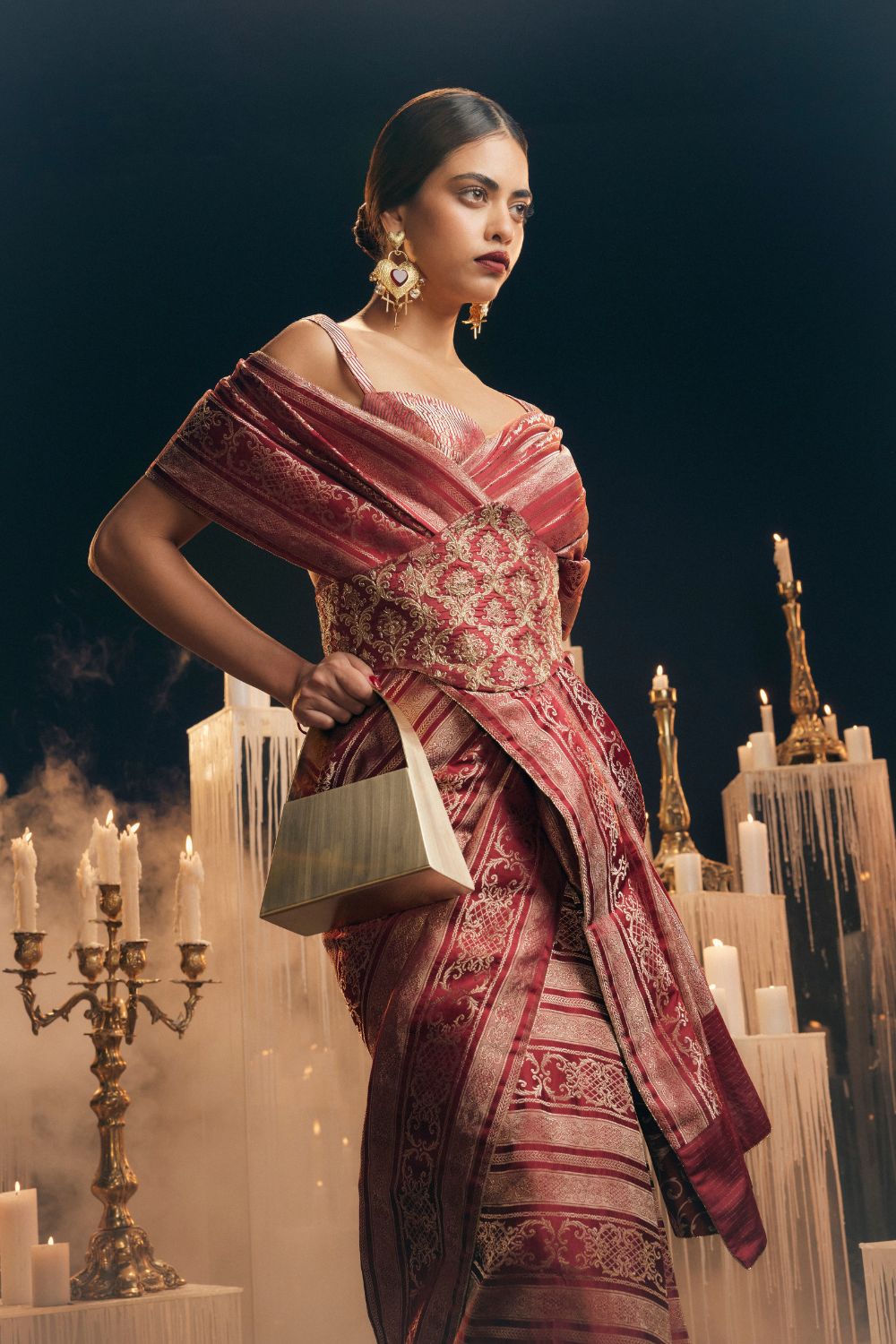 I do Saree in Maroon