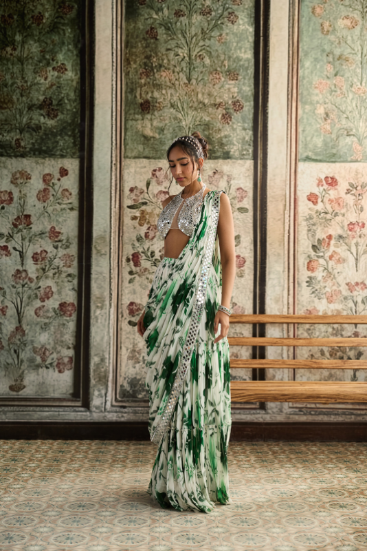 IVORY & GREEN FLORAL PRINT AND HIGHLIGHTED BORDER SKIRT SAREE SET