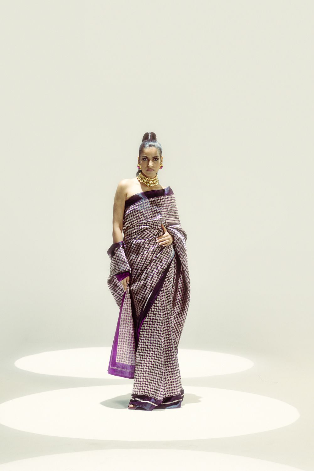 Small Houndstooth Zari