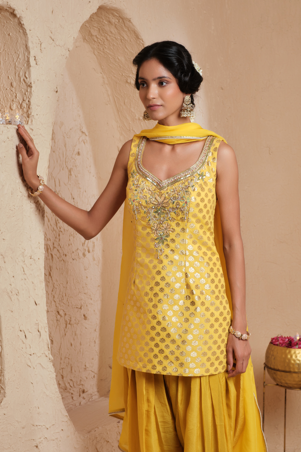 Hiranya Kurta set