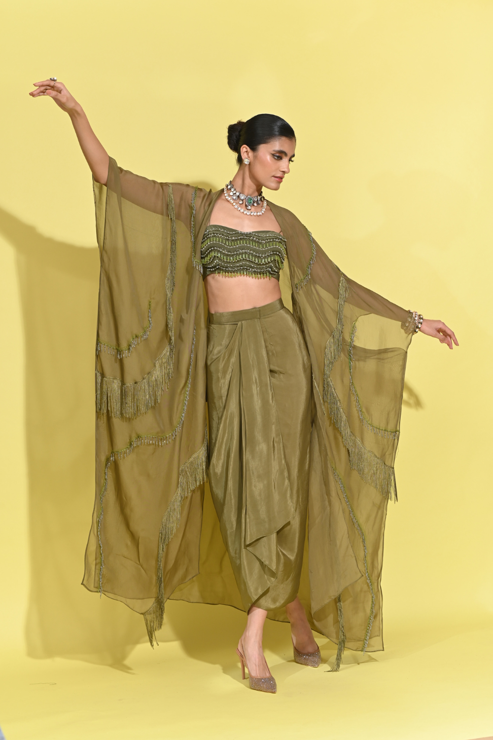 Gigli Groove Cape Set