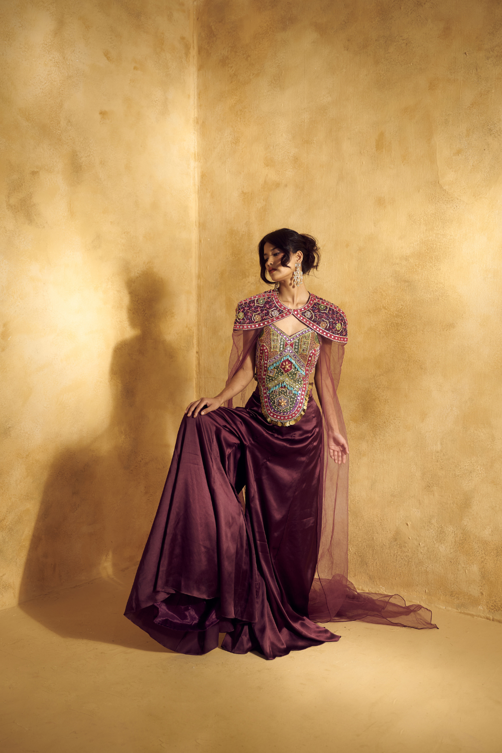 ALAYA TOP AND SKIRT SET WITH CAPE