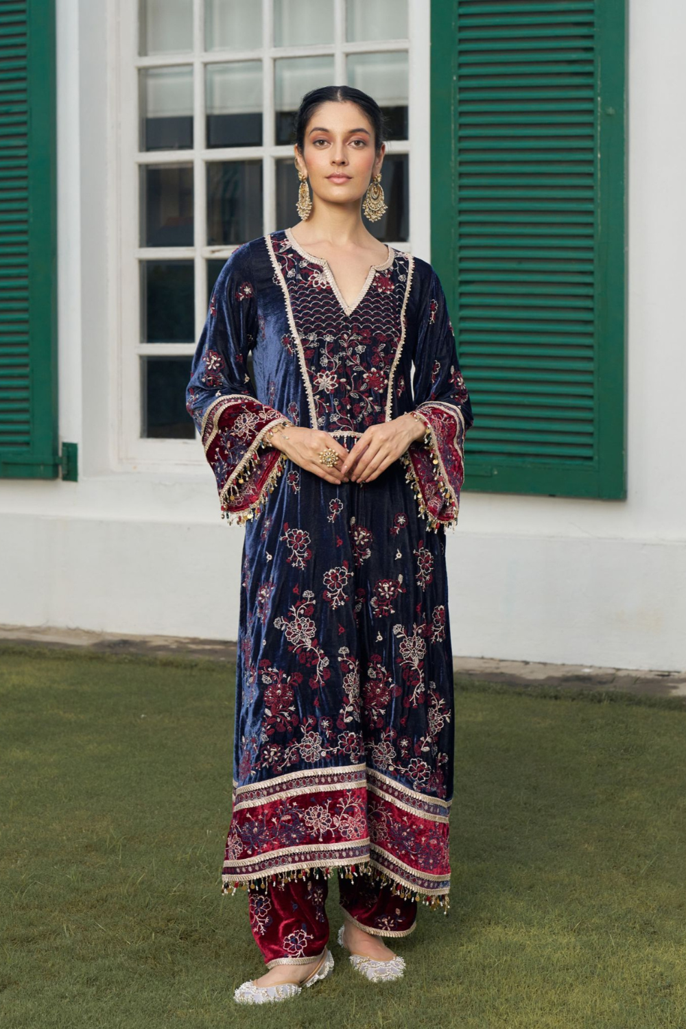 Velvet Dhun Navy Kurta Set With Viscose Glass Organza Wine Dhun Dupatta