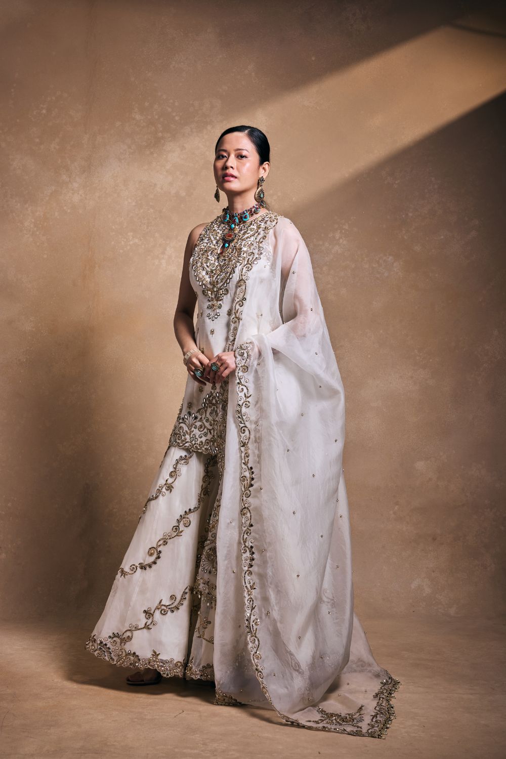 IVORY GHARARA SET