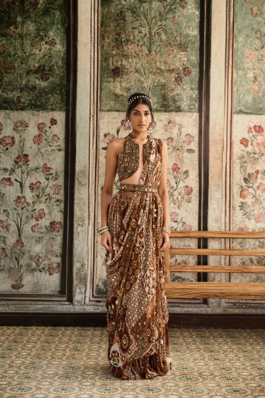 CARAMEL EMBROIDERED HALTER BLOUSE AND CARAMEL PRINT & HIGHLIGHTED  SAREE  SET
