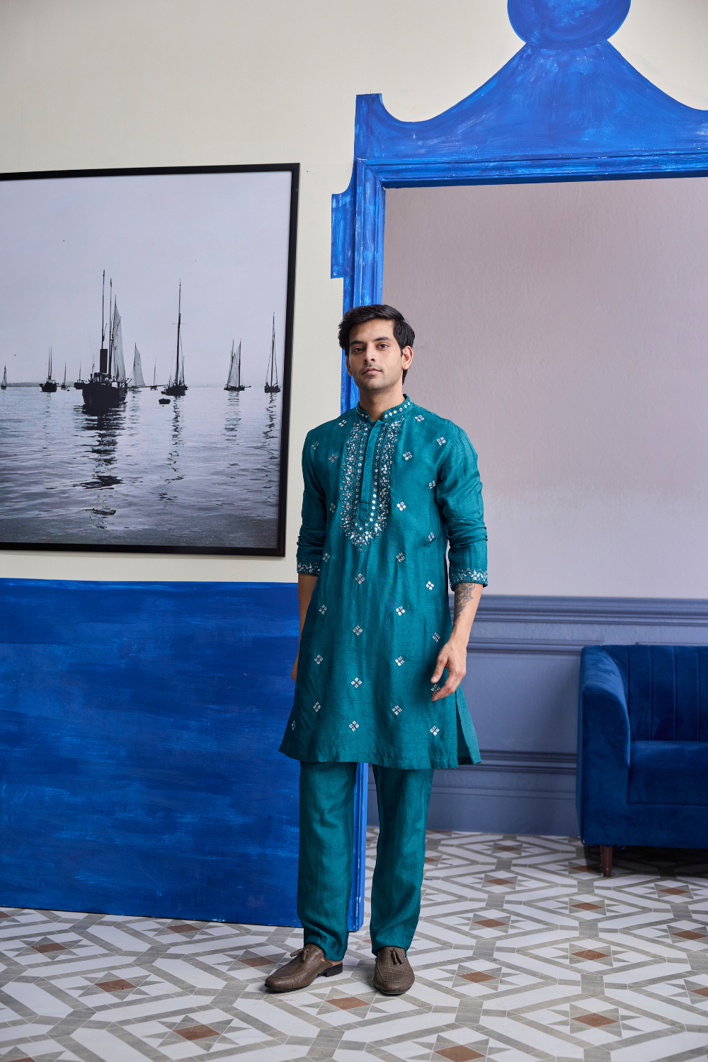 TEAL GREEN EMBROIDERED KURTA  WITH SOLID PANTS