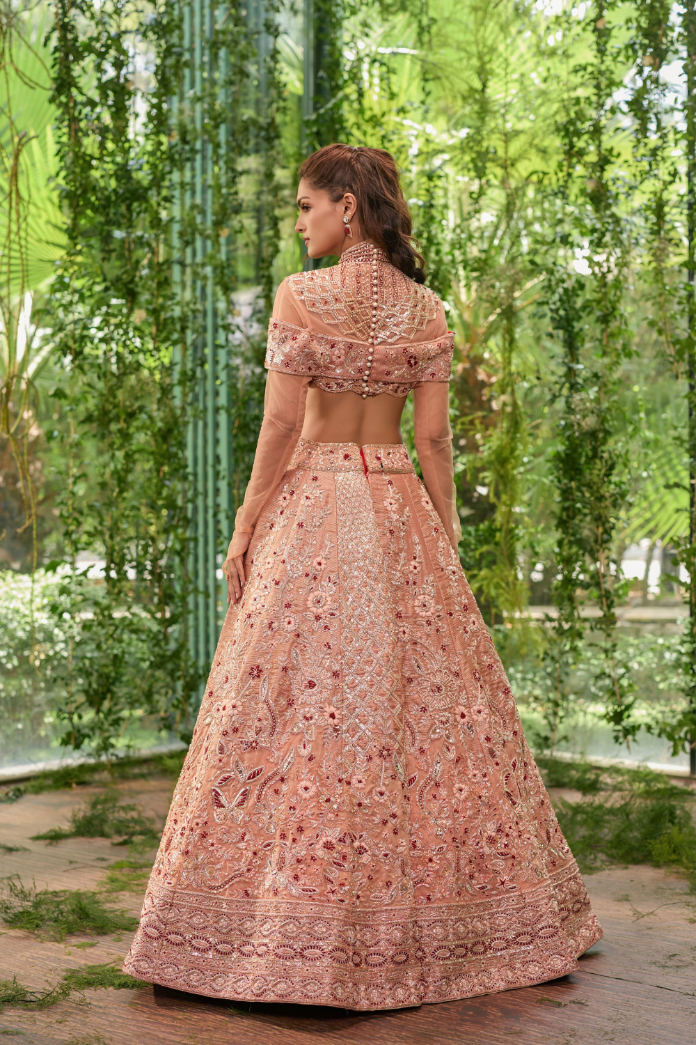 Prakriti Eclat- The Blooming Light Lehenga